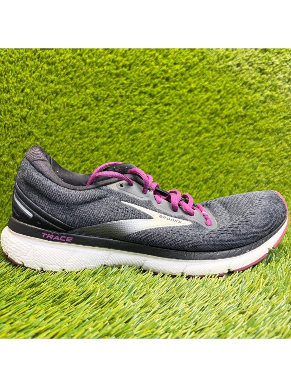 Brooks Trace Womens Size 10 Charcoal Black Purple Running Walking Shoes Sneakers